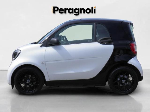 smart forTwo EQ Passion - foto 3 di 4