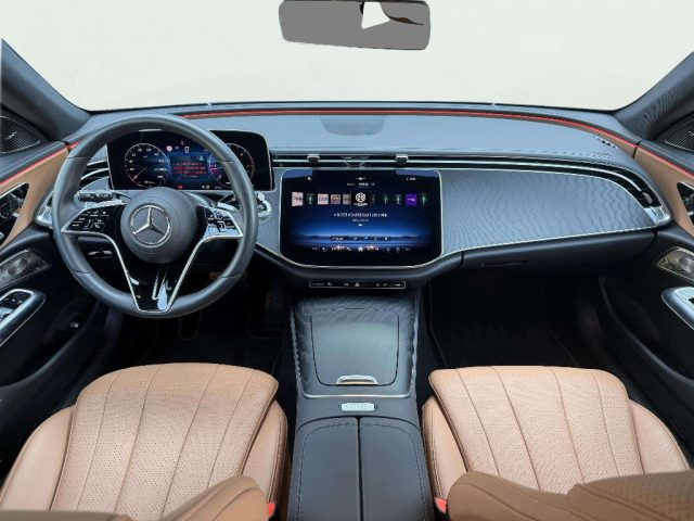 Mercedes-Benz E 220 d Mild hybrid 4Matic S.W. Advanced All Terrain - foto 4 di 4