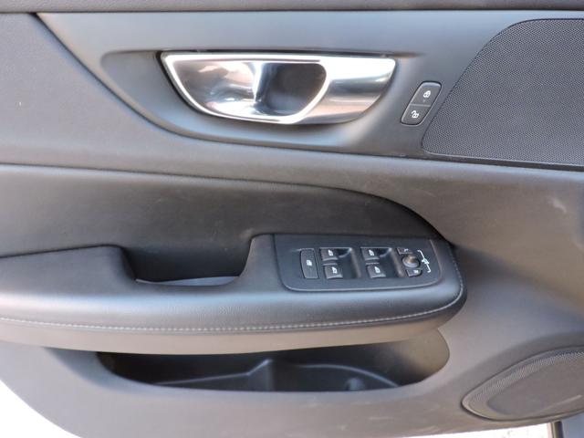 Volvo V60 B4 (d) Geartronic Momentum Business, del 2021, 43.300 km, in vendita a Firenze (FI)