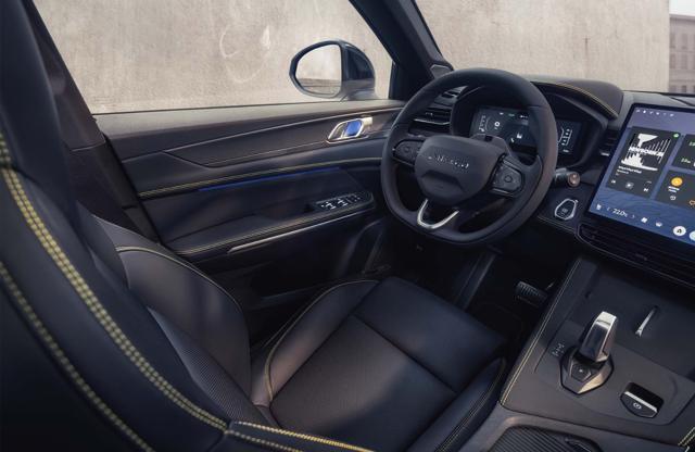 Lynk & Co 1 1.5 TD PHEV MORE AUTOMATICA, del 2025, in vendita a Firenze (FI)