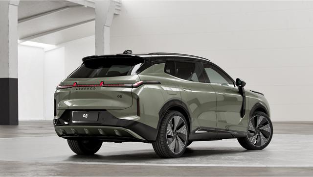 Lynk & Co 8 1.5 Plug-in Hybrid MORE AUTOMATICA - foto 2 di 4