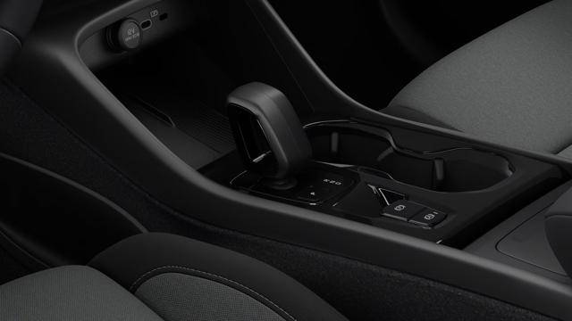 Volvo XC40 B3 ESSENTIAL AUTOMATICA - foto 3 di 4