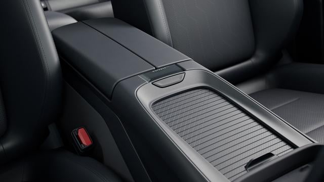 Lynk & Co 8 1.5 Plug-in Hybrid CORE AUTOMATICA, del 2025, in vendita a Firenze (FI)