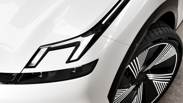 Lynk & Co 8 1.5 Plug-in Hybrid CORE AUTOMATICA - foto 4 di 4
