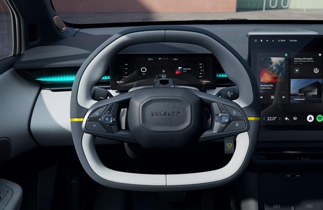 Lynk & Co 2 CORE FULL ELECTRIC AUTOMATICA - foto 2 di 4
