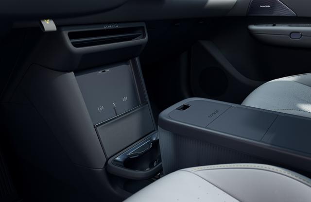 Lynk & Co 2 CORE FULL ELECTRIC AUTOMATICA, del 2025, in vendita a Firenze (FI)
