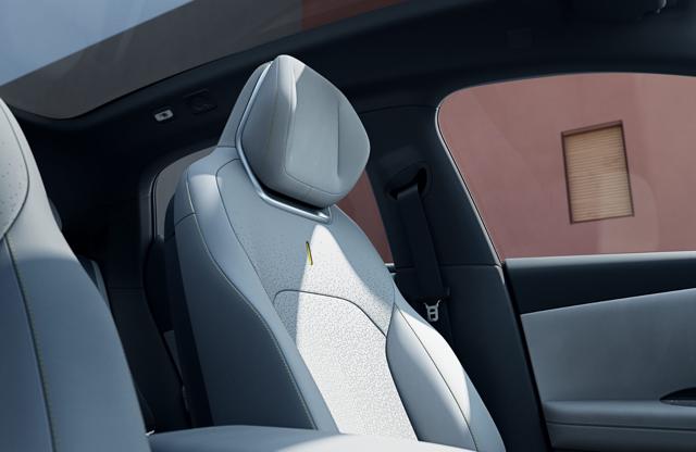 Lynk & Co 2 CORE FULL ELECTRIC AUTOMATICA, del 2025, in vendita a Firenze (FI)