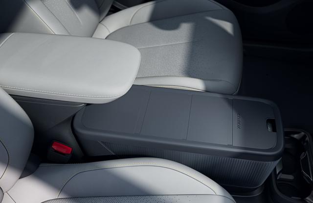 Lynk & Co 2 CORE FULL ELECTRIC AUTOMATICA - foto 4 di 4