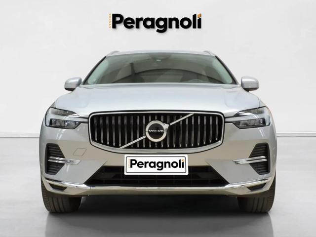 Volvo XC60 B4 (d) AWD automatico Ultimate Bright - foto 2 di 4