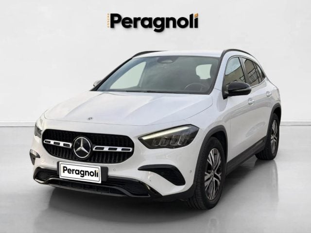 Mercedes-Benz GLA 200 Automatic Advanced, del 2023, 122.000 km, in vendita a Firenze (FI)