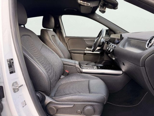Mercedes-Benz GLA 200 Automatic Advanced - foto 3 di 4