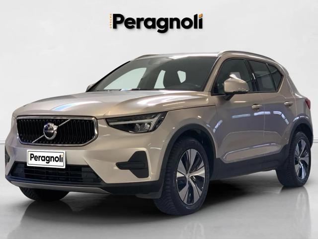 Volvo XC40 T2 automatico Core, del 2022, 39.900 km, in vendita a Firenze (FI)