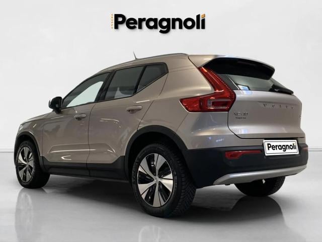 Volvo XC40 T2 automatico Core - foto 4 di 4