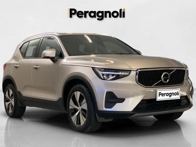 Volvo XC40 T2 automatico Core - foto 3 di 4