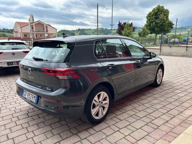 Volkswagen Golf 1.5 TGI DSG Life - foto 3 di 4