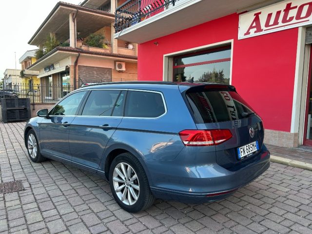 Volkswagen Passat Variant 2.0 TDI DSG ConfortLine BlueMotion Technology - foto 4 di 4