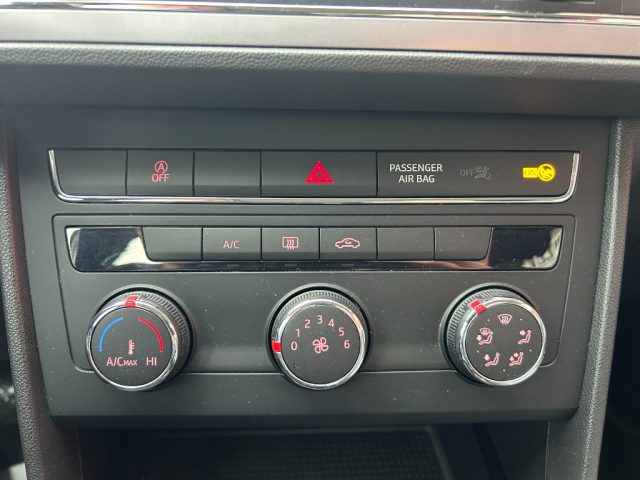SEAT Leon 1.5 TGI DSG 5p. Style usato a SAN GINESIO