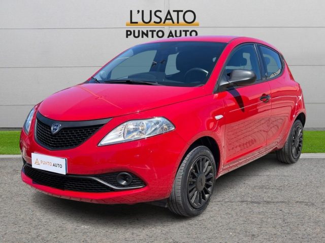 Lancia Ypsilon 1.0 FireFly 5 porte S&S Hybrid Ecochic Gold usato a ANCONA