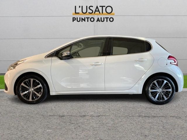 Peugeot 208 1° serie PureTech 82 5 porte Allure - foto 4 di 4