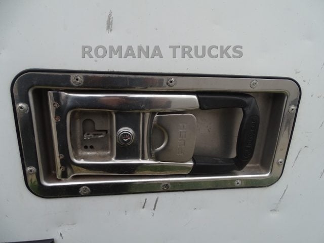 Renault Master 130CV FURGONATURA IN LEGA 8 EUROPALLET, del 2018, 199.352 km, in vendita a Roma (RM)
