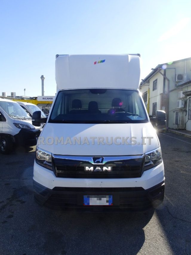 MAN TGE 2.0 177CV AUTOMATICO FURGONATURA IN LEGA GARANZIA usato a ROMA