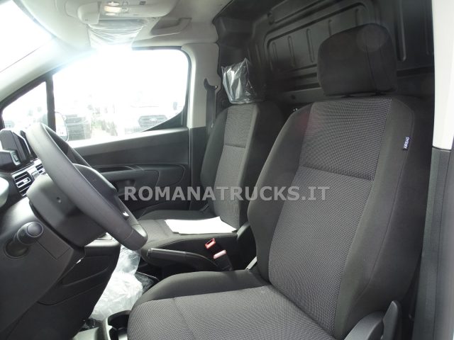 Peugeot Partner BlueHDi 100 S&S STANDARD PRONTA CONSEGNA km 0 a ROMA