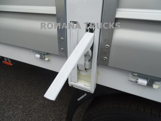 Ford Transit 130CV CENTINA E TELONE ALZA E ABBASSA ELETTRICA km 0 a ROMA