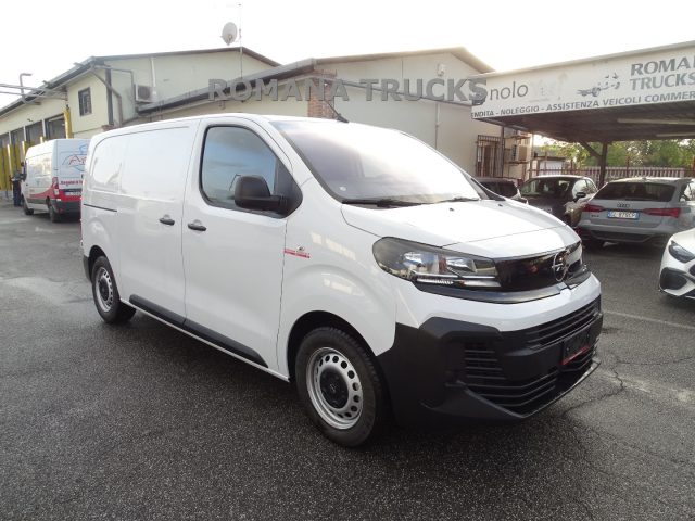 Opel Vivaro L2 H1 120CV ALLESTIMENTO PRO PRONTA CONSEGNA km 0 a ROMA
