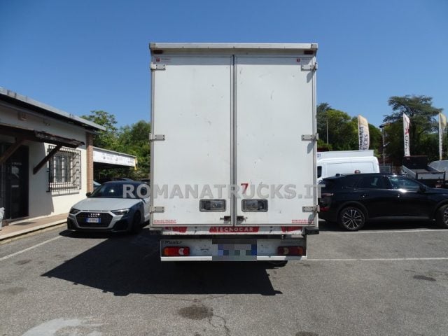 Renault Master 165cv FURGONATURA IN LEGA 8 EUROPALLET P. CONSEGNA, del 2018, 250.957 km, in vendita a Roma (RM)
