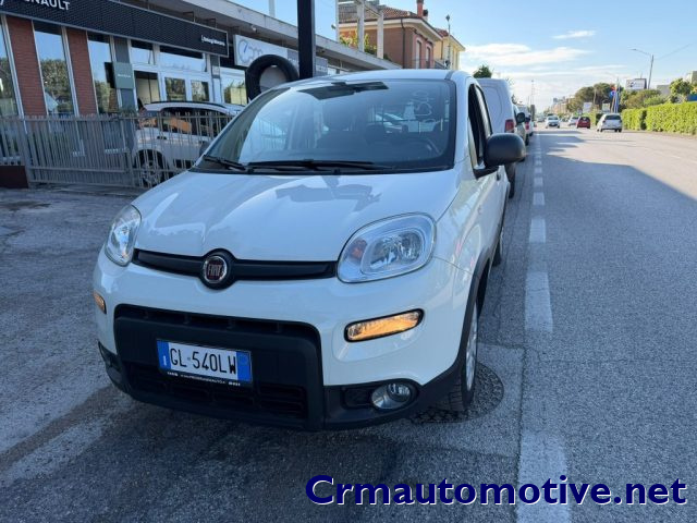 Fiat Panda 1.0 Hybrid Street Van 4 posti IVATO, del 2022, 45.672 km, in vendita a Senigallia (AN)