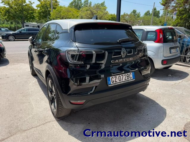 Renault Captur TCe 90 CV Techno - foto 4 di 4