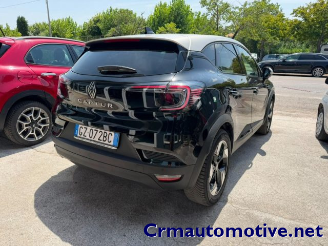 Renault Captur TCe 90 CV Techno - foto 2 di 4