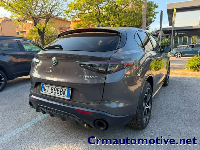 Alfa Romeo Stelvio 2.0 Turbo 280 CV AT8 Q4 Veloce - foto 2 di 4