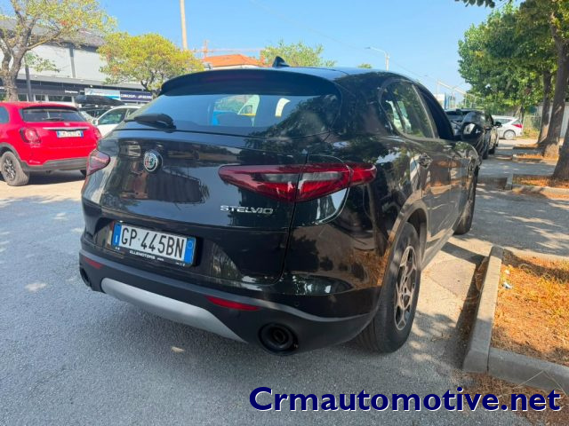 Alfa Romeo Stelvio 2.2 Turbodiesel 160 CV AT8 RWD Super Business - foto 2 di 8