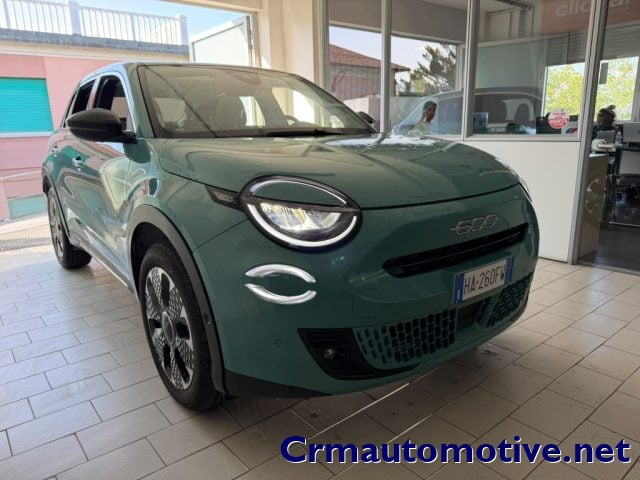 Fiat 600 Hybrid 110 CV DCT MHEV La Prima II, del 2025, 2.100 km, in vendita a Senigallia (AN)