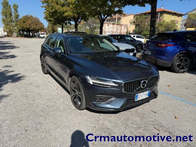 Volvo V60 D3 Geartronic R-design N1, del 2020, 140.000 km, in vendita a Senigallia (AN)