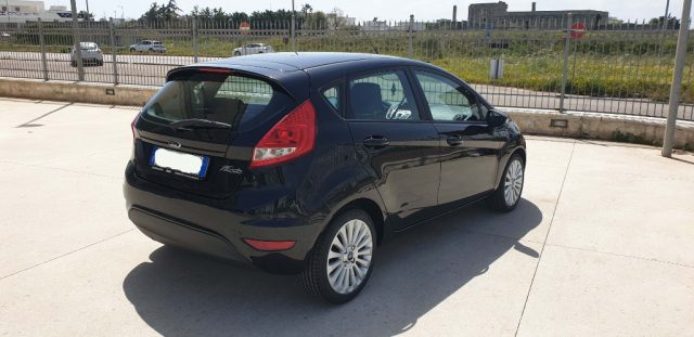 Ford Fiesta 1.2 82 CV 5 porte Titanium - foto 4 di 4