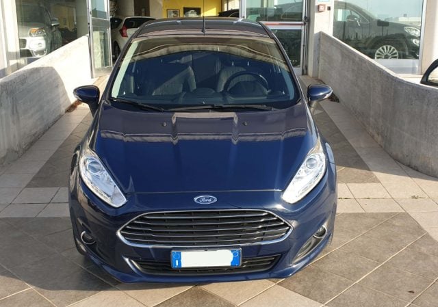 Ford Fiesta 1.4 5p. Bz.- GPL Titanium - foto 2 di 4