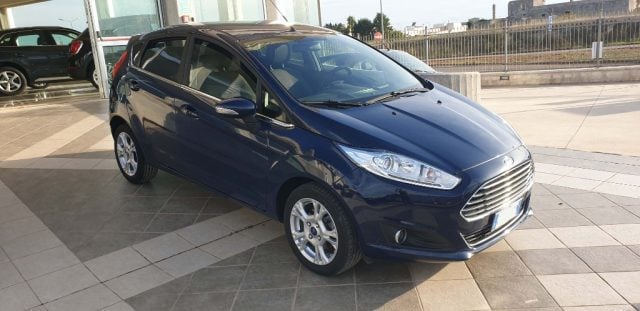 Ford Fiesta 1.4 5p. Bz.- GPL Titanium - foto 3 di 4