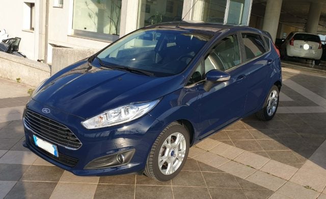 Ford Fiesta 1.4 5p. Bz.- GPL Titanium, del 2017, 152.800 km, in vendita a Poggiardo (LE)
