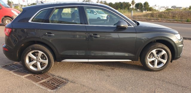 Audi Q5 2.0 TDI 190 CV quattro S tronic Business Sport - foto 4 di 4