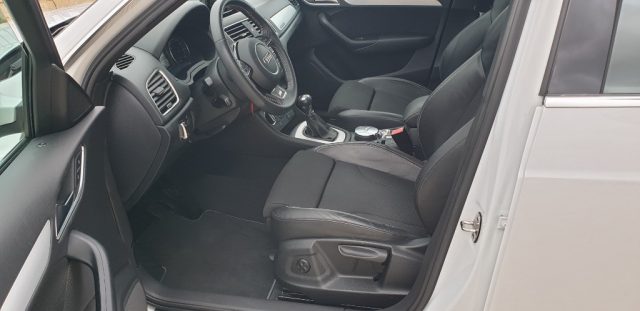 Audi Q3 2.0 TDI 150 CV quattro Sport - foto 4 di 4