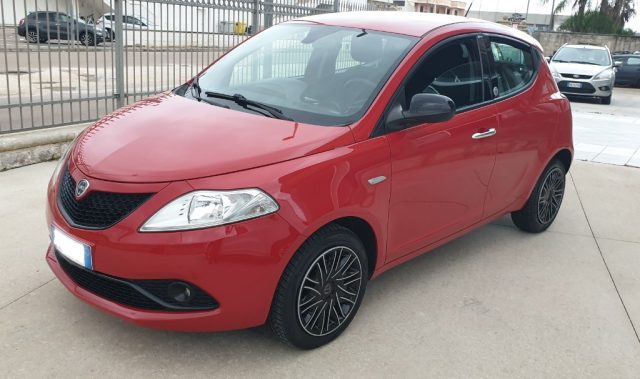 Lancia Ypsilon 1.2 69 CV 5 porte GPL Ecochic Gold usato a POGGIARDO