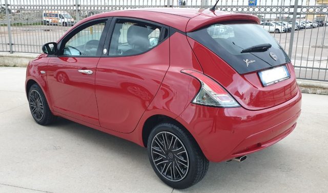Lancia Ypsilon 1.2 69 CV 5 porte GPL Ecochic Gold usato a POGGIARDO
