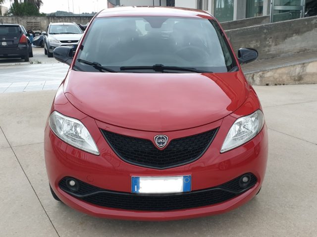 Lancia Ypsilon 1.2 69 CV 5 porte GPL Ecochic Gold - foto 3 di 4