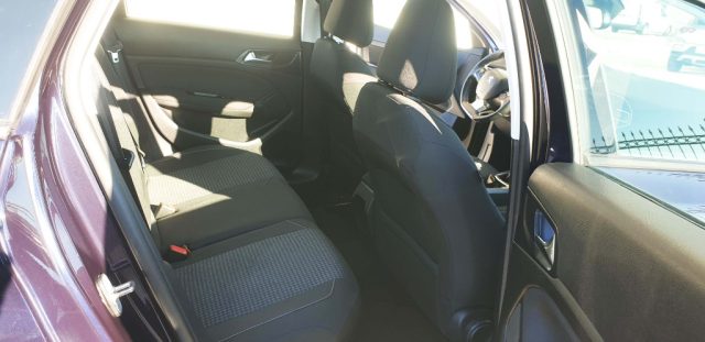 Peugeot 308 BlueHDi 130 S&S SW Business, del 2020, 121.600 km, in vendita a Poggiardo (LE)