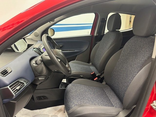 Lancia Ypsilon 3ª serie - 1.0 FireFly 5 porte S&S Hybrid Oro usato a PRATO