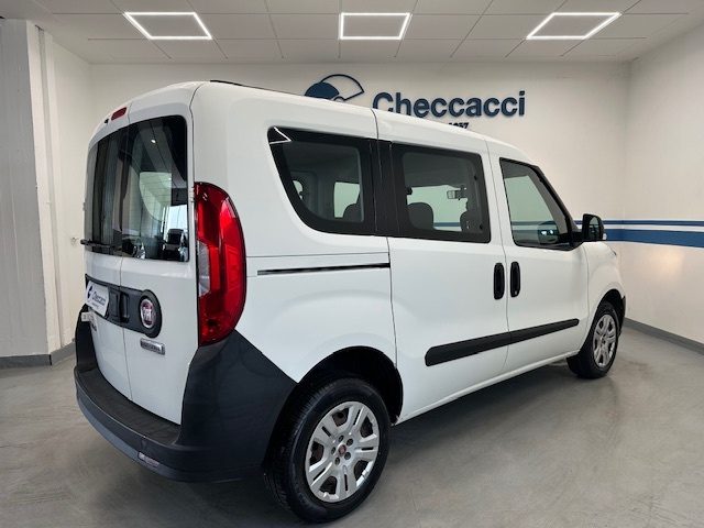 Fiat Doblo 3ª serie - 1.3 MJT PC Combi N1, del 2019, 48.557 km, in vendita a Prato (PO)