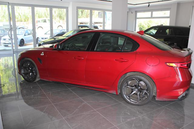 Alfa Romeo Giulia 2.9 V6 Bi-Turbo Quadrifoglio - foto 4 di 4