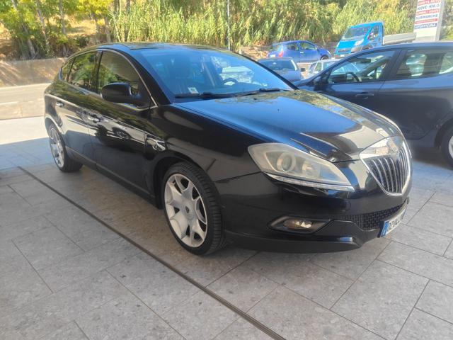 Lancia Delta 1.4 T-Jet 120 CV Argento GPL, del 2010, 191.938 km, in vendita a Cappelle Sul Tavo (PE)